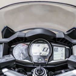YAMAHA FJR1300A Compteur