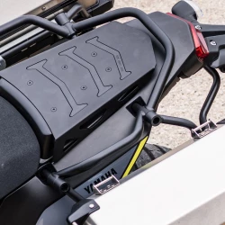 KIT DE FIXATION POUR VALISES LATÉRALES YAMAHA TÉNÉRÉ 700