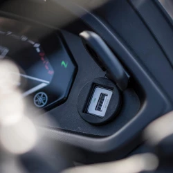 CHARGEUR USB 5V YAMAHA