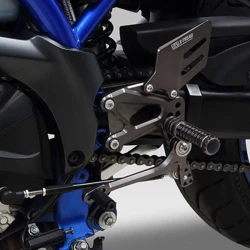 COMMANDES RECULÉES YOSHIMURA X-TREAD POUR SV650
