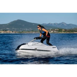 YAMAHA SUPERJET 2024