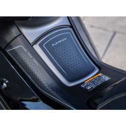 PADS DE PROTECTION AUTOCOLLANTS POUR NMAX 125