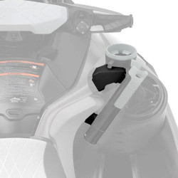 Support avant droit LinQ installé sur un jet ski Sea-Doo
