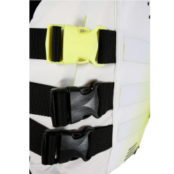 ZOOM SUR LES ATTACHE COTE LATÉRAL DU GILET JAUNE ET BLANC