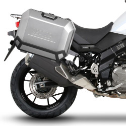 FIXATION DE VALISES LATÉRALES SHAD 4P POUR SUZUKI V-STROM 650 - VUE AVEC VALISES