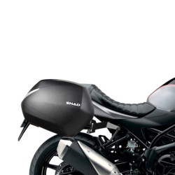 FIXATION DE VALISES LATÉRALES SHAD 3P POUR SUZUKI SV650 - VUE AVEC VALISES