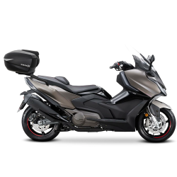 SUPPORT DE TOP-CASE SHAD POUR KYMCO AK550 PREMIUM - VUE AVEC TOP-CASE