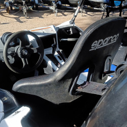 Poste de pilotage d'un SSV Yamaha d'occasion YXZ 1000R 2026